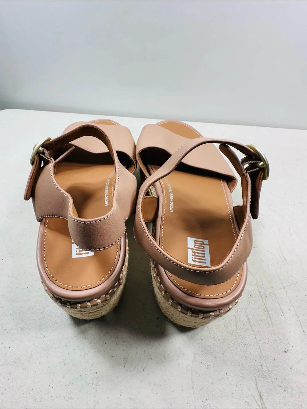 FitFlop Women's Eloise Cork-WRAP Leather Wedge Back Sandals  size 6,5